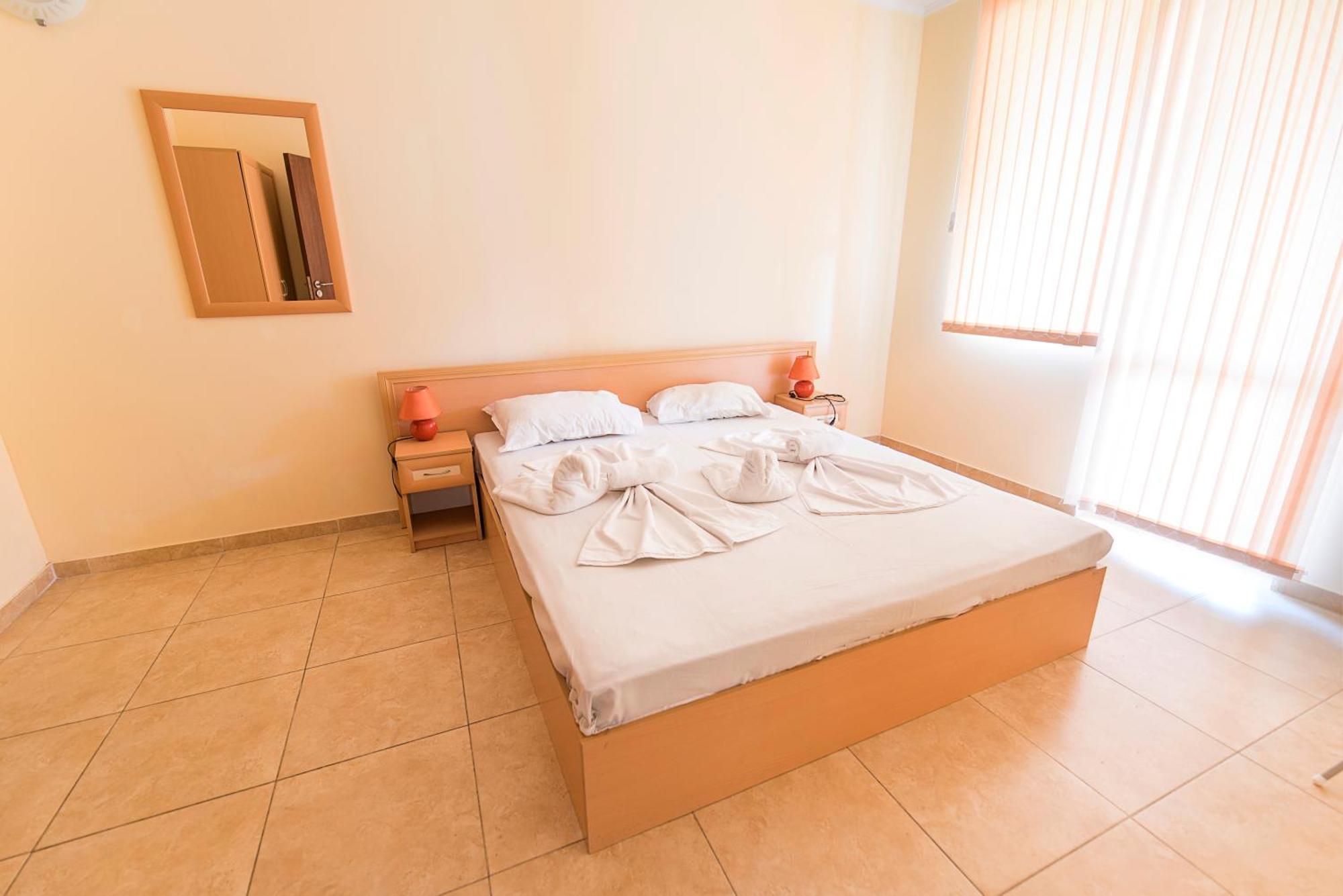 Apollon Apartments Несебр Экстерьер фото