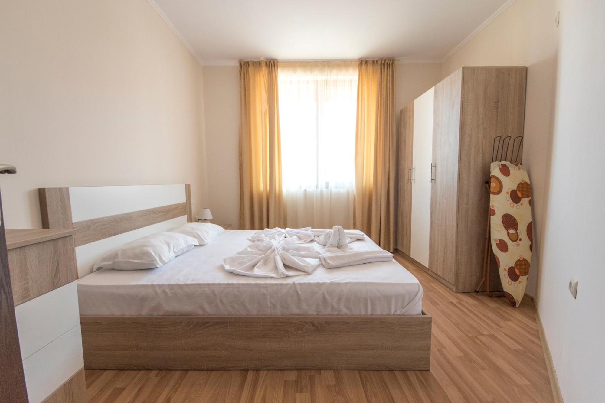 Apollon Apartments Несебр Экстерьер фото